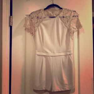 NWT Beige BCBC Maxazria open back romper lace trim